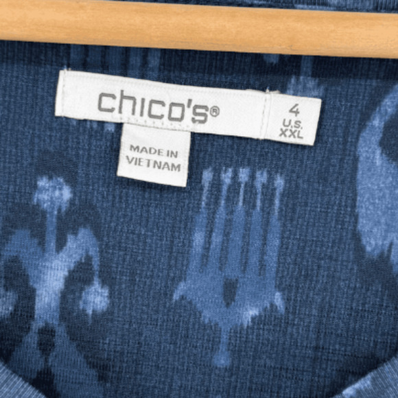 Chico's Zenergy Womens Ikat Print V-neck Tee Size 4 or US XXL Blue Short Sleeve - Picture 4 of 6